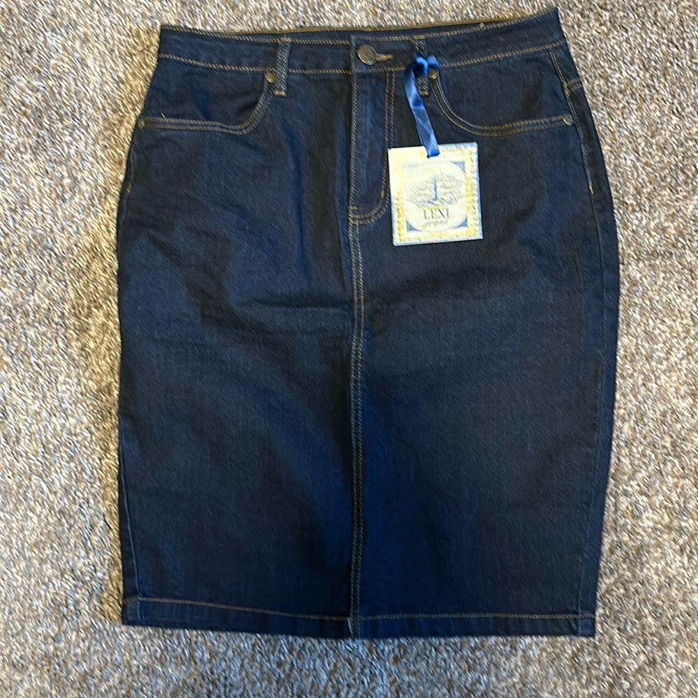 Stretch Denim skirt